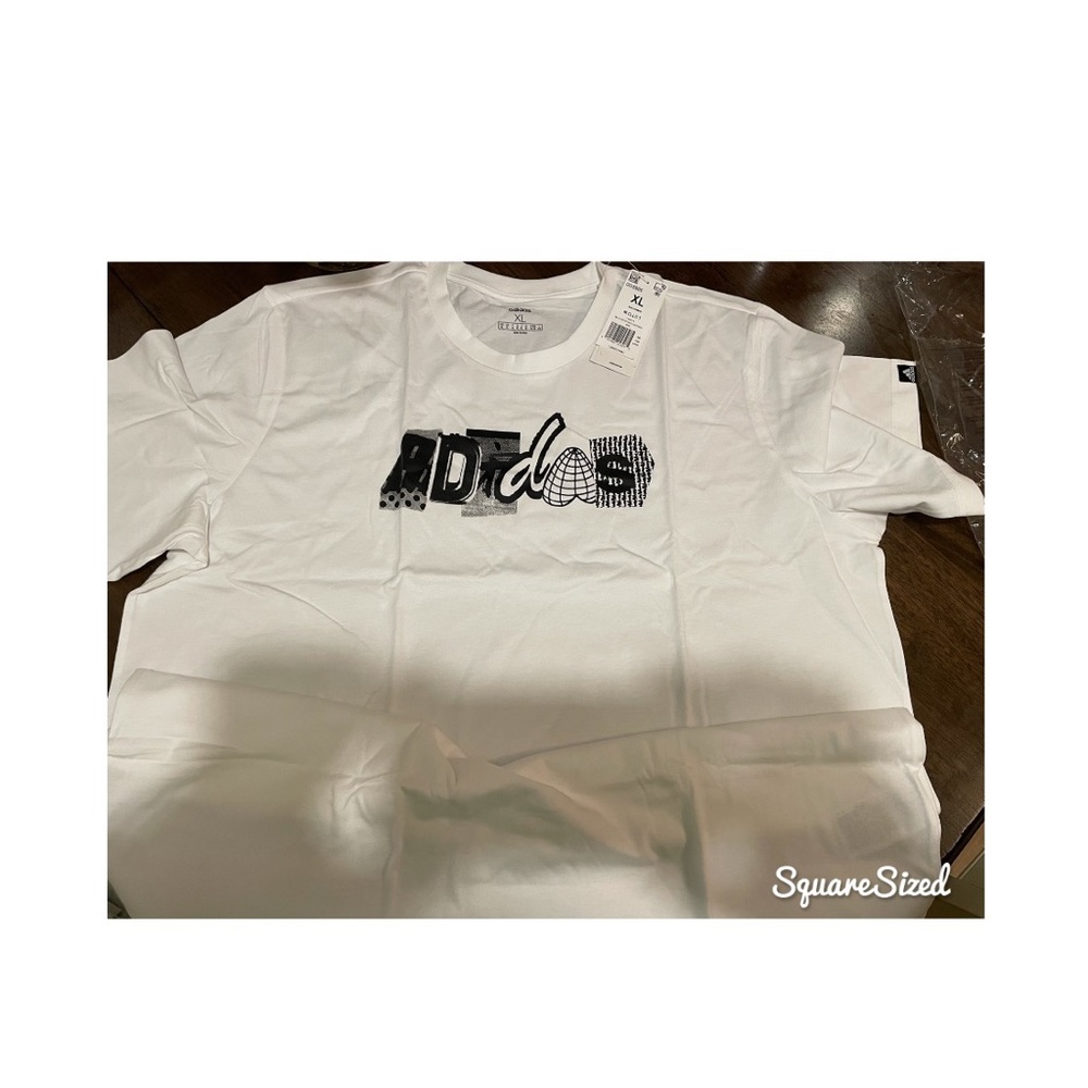 Adidas T-shirt